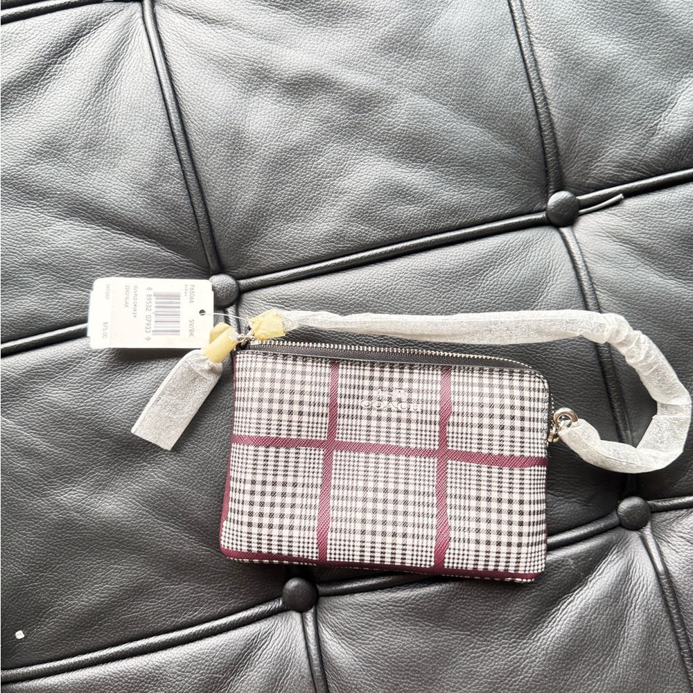NEW COACH small corner zip Wristlet With Garden Plaid Print Taffy Multi